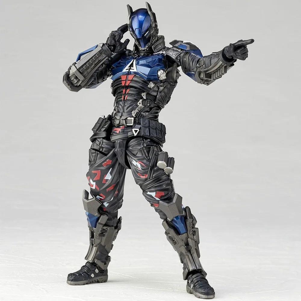 Batman Arkham Knight – Figura de Acción Yamaguchi Revoltech 17 cm | Edición Coleccionista DC