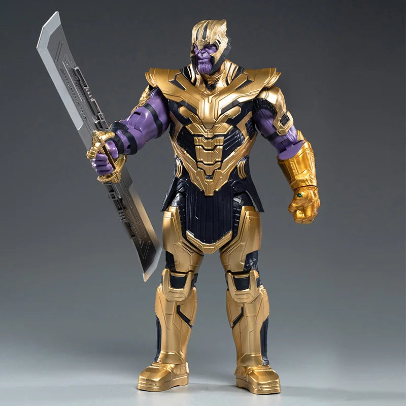 Figura de Thanos con Armadura Dorada – Avengers: Endgame
