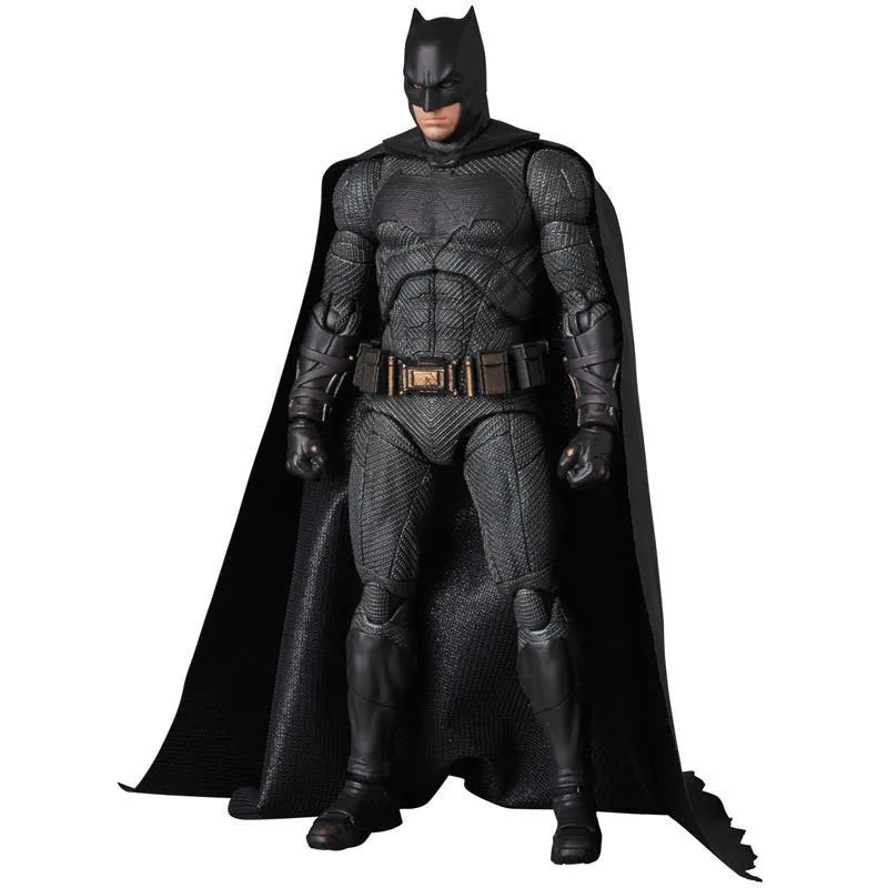 Batman Liga de la Justicia – Figura Mafex No.056 Bruce Wayne 18 cm | Edición Coleccionista DC