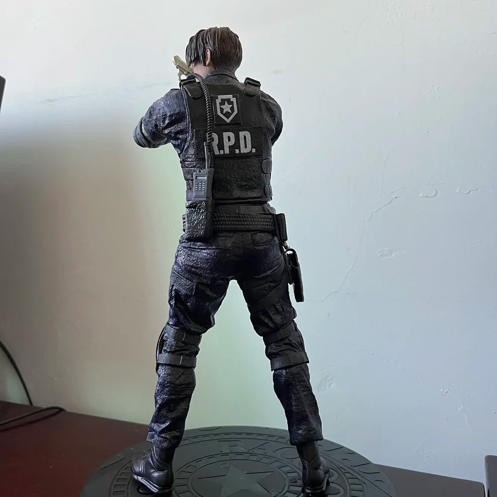 Leon S. Kennedy Resident Evil Action Figure – Multiple Variants Collector Edition